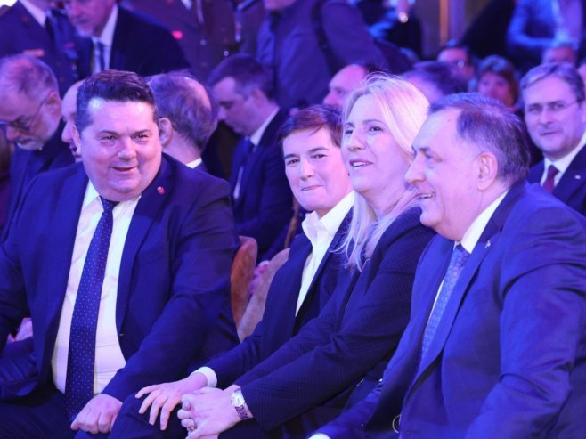 Dodik: Sretenje je praznik slobode i državnosti - veze Srbije i Srpske su neraskidive