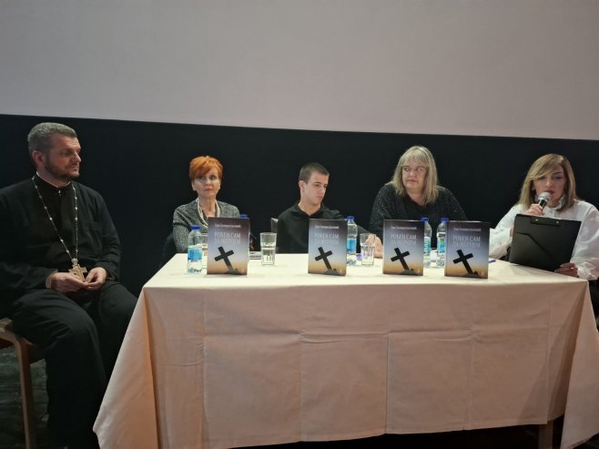 Promovisana knjiga "Rođen sam da vjerujem" Uroša Јoksimovića