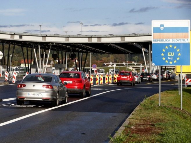 Slovenija, granica (foto: EPA/ANTONIO BAT - ilustracija) - 