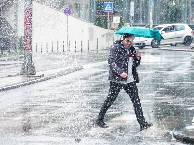 U srijedu pretežno sunčano, slab snijeg u višim predjelima