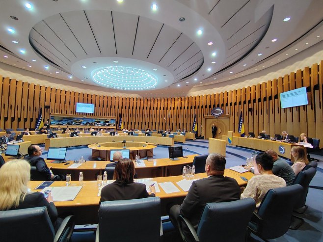 Prekinuta hitna sjednica Doma naroda PS BiH; Špirić: SNSD ne želi da učestvuje u blokadama i optužbama