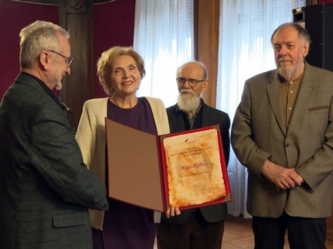 Veri Horvat uručena Međunarodna književna nagrada za prevođenje "Kolja Mićević" (VIDEO)