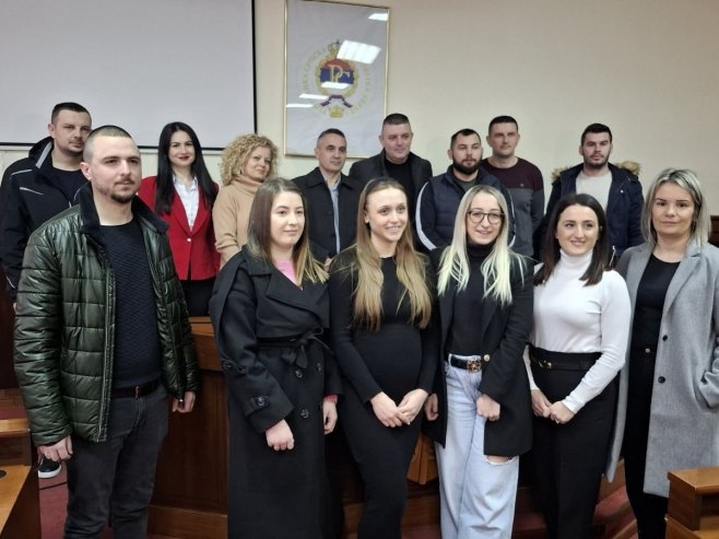 Mrkonjić Grad: Ugovor potpisalo sedam mladih bračnih parova - rješavanje stambenog pitanja