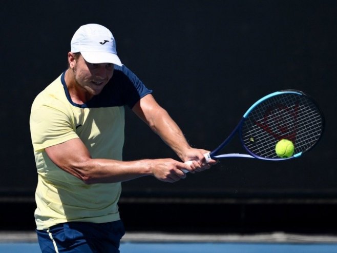 Kecmanović u osmini finala turnira u Delrej Biču