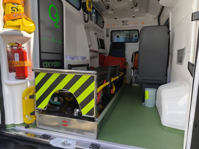 Uručeni saniteti za tri zdravstvene ustanove u Republici Srpskoj (FOTO)