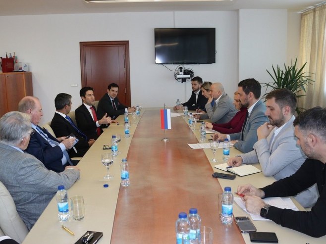 Klokić sa predstavnicima Sajber neta o planovima za otvaranje firme u Srpskoj