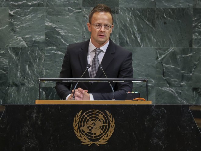 Sijarto: Brisel želi vladu u Mađarskoj koja će sprovoditi njihovu agendu