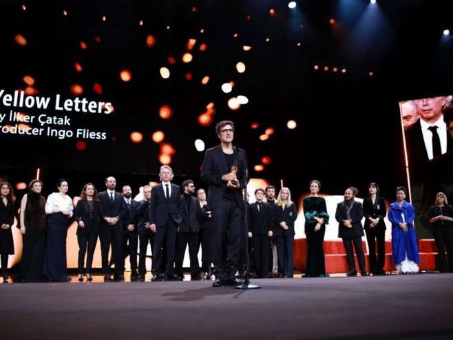 Turski film "Žuta slova" osvojio "Zlatnog medvjeda"