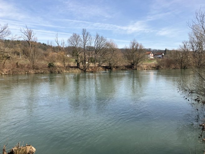 Uhapšena jedna osoba iz BiH, sumnja se da je krijumčarila migrante