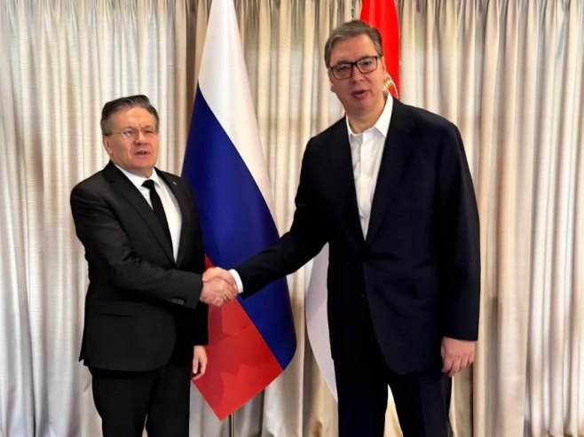 Vučić sa direktorom Rosatoma o mogućnostima korišćenja nuklearne energije u farmaciji i zdravstvu Vučić sa direktorom Rosatoma o mogućnostima korišćenja nuklearne energije u farmaciji i zdravstvu