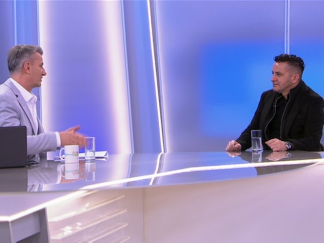 Kusturić pozvao mlade da se prijave na konkurs i postanu piloti u Srpskoj