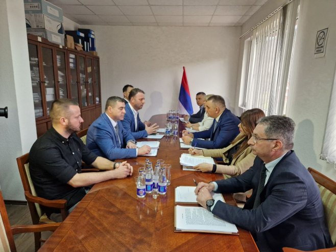 Minić u posjeti Šumskom gazdinstvu "Ribnik" (FOTO)