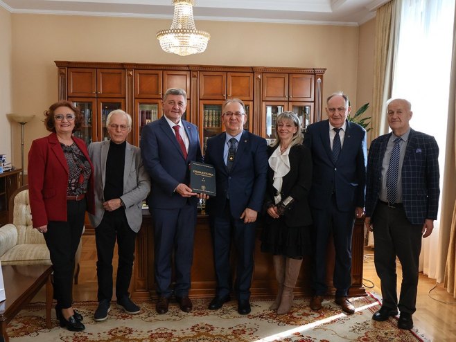 Mastilović posjetio ANURS