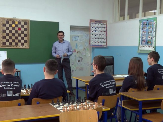 Šah - OŠ "Sveti Sava" Bijeljina - Foto: RTRS