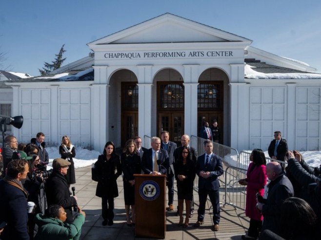 Hilari Klinton svjedočila iza zatvorenih vrata pred Kongresom SAD u istrazi o Epstinu