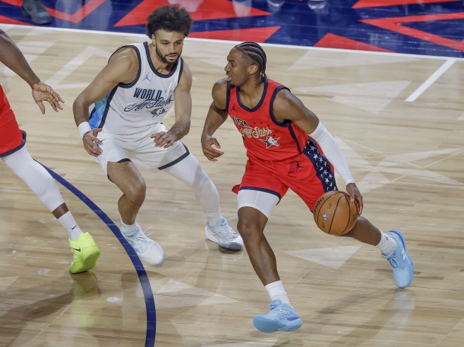 Maksi oborio Ajversonov rekord, Majami bez Јovića pretrpio poraz od Filadelfije