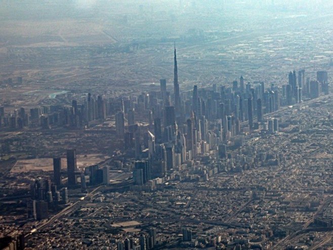 Eksplozija iznad Dubajia: Evakuisana Burdž Kalifa (VIDEO)