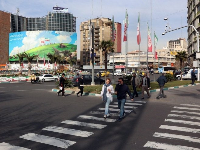 Ambasada Srbije pozvala svoje državljane da što prije napuste Iran