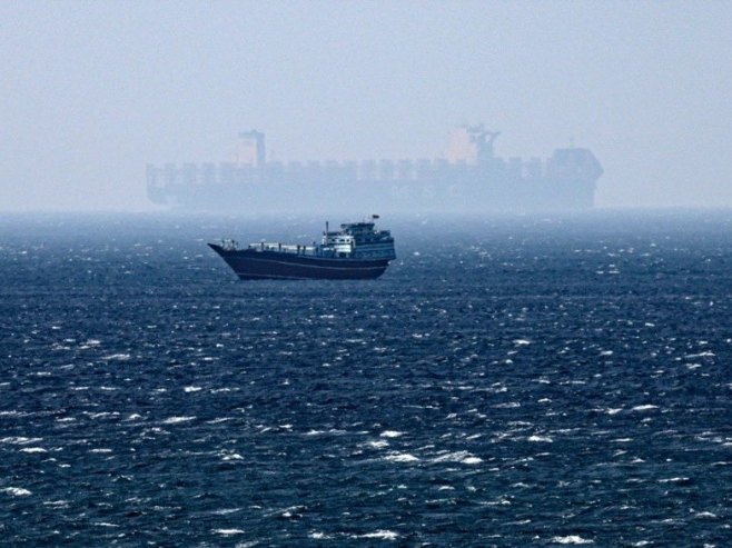 Iranska revolucionarna garda zatvorila Ormuski moreuz