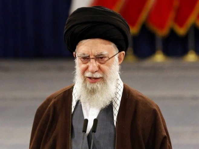 Ajatolah Ali Hamnei (Foto: EPA/ABEDIN TAHERKENAREH) - 