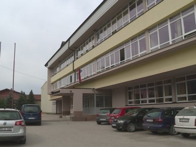 Završena rekonstrukcija sistema centralnog grijanja u Srednjoškolskom centru u Vlasenici (VIDEO)