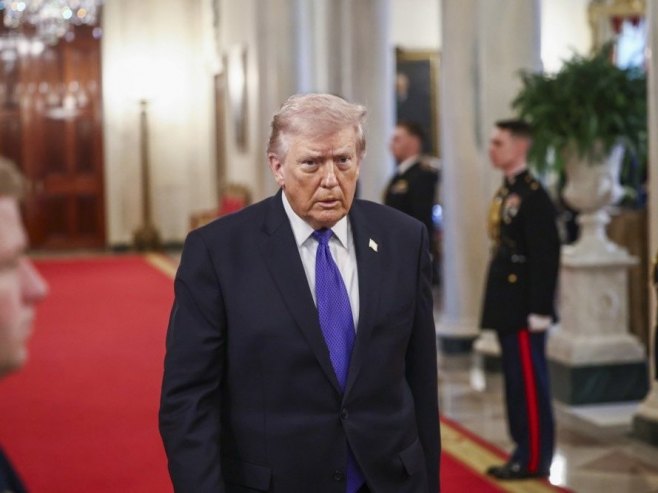 Donald Tramp (foto: EPA/JIM LO SCALZO / POOL) - 