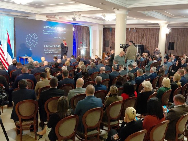 Američki general Majkl Flin u Banjaluci: Islamizacija povod za globalnu bitku