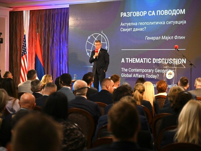 Predavanje američkog generala Majkla Flina (foto: Aleksandar Stupar/banjaluka.net) - 