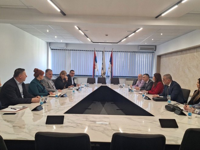 Kuzmićeva i Adžić o podršci razvoju poljoprivrede