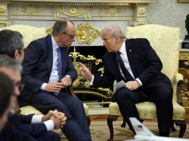 Tramp na sastanku sa Mercom: Iranska mornarica, PVO i vazduhoplovstvo "nokautirani"