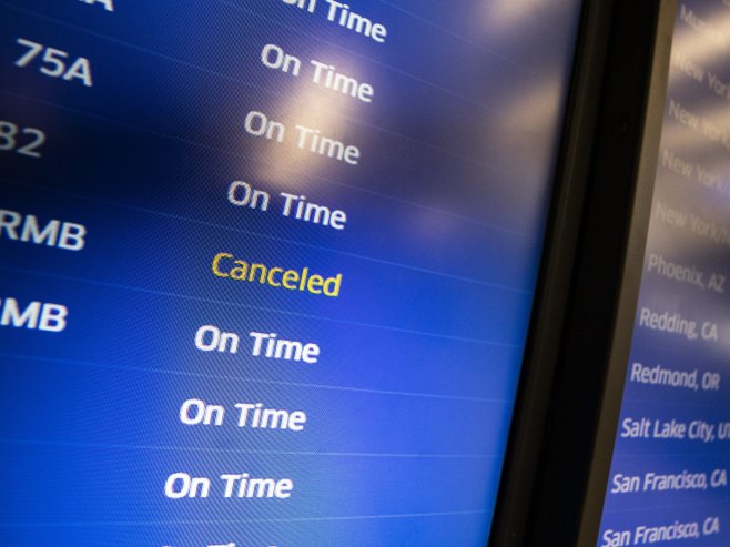 Otkazan let iz Dubaija za Sarajevo