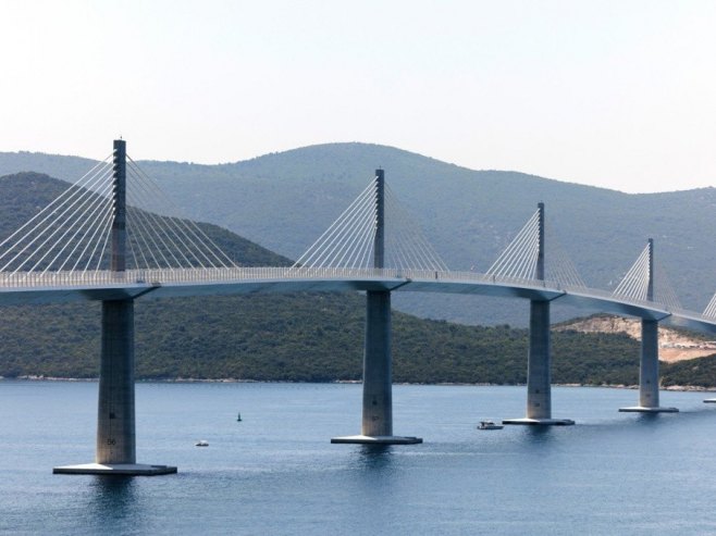 Hrvatske ceste potvrdile pukotine na Pelješkom mostu, tvrde da nisu opasne