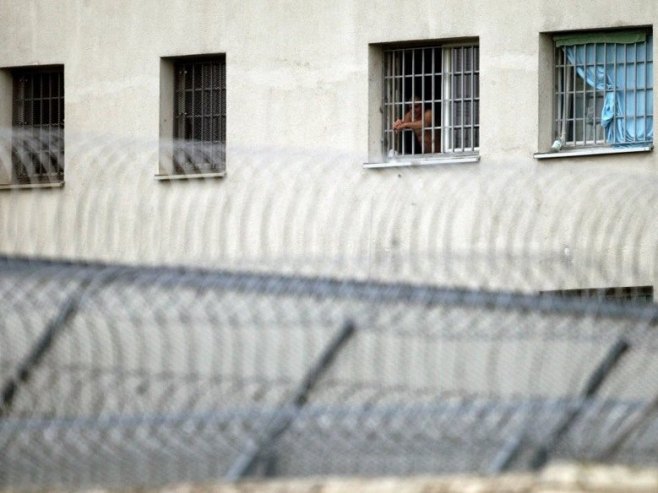 U Trebinju uhapšeno osuđeno lice, predato pripadnicima KPZ-a