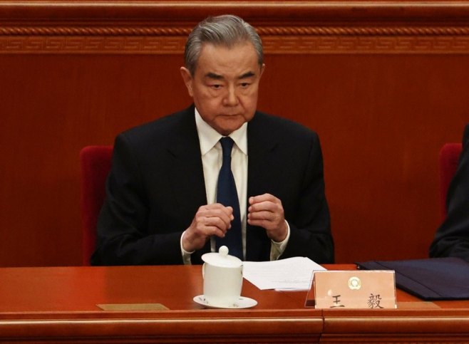 Peking šalje izaslanika u misiju posredovanja