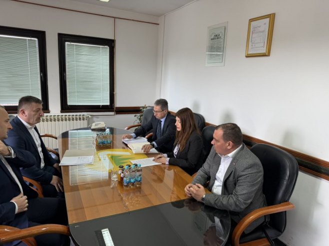 Kuzmićeva u posjeti opštini Sokolac posjetila ŠG "Romanija"