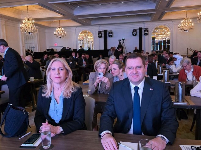 Cvijanović i Kovačević u Vašingtonu na samitu Saveza suverenih nacija (FOTO)