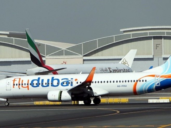 Avion sa 173 državljana BiH iz Dubaija, sletio na sarajevski aerodrom (VIDEO)