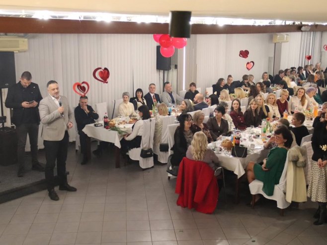 Derventa - Proslava 8. Marta - Foto: RTRS