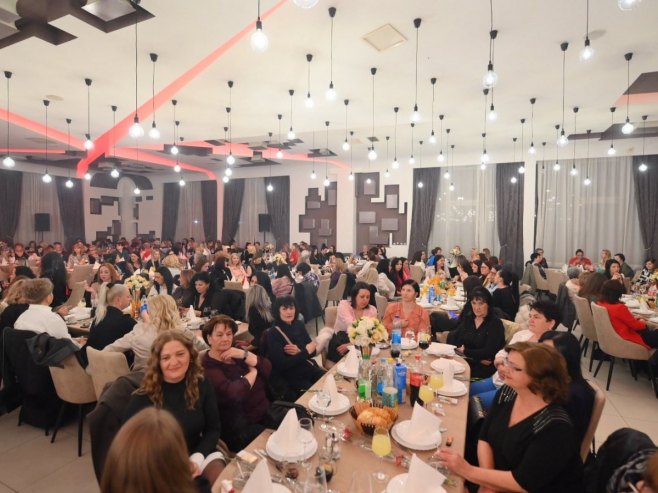 Zvornik - Proslava 8. Marta - Foto: RTRS