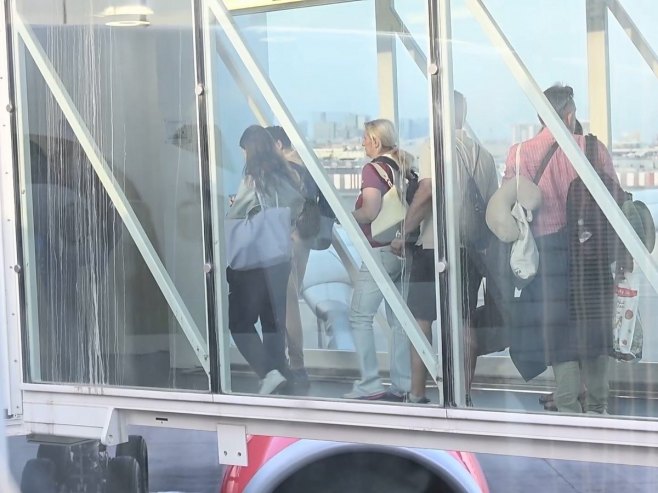 Sletjela oba aviona Er Srbije iz Rijada u Beograd sa srpskim državljanima