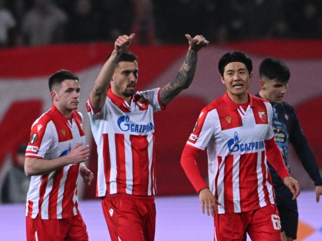 Fudbaleri Crvene zvezde (Foto: FOTO TANJUG/ AMIR HAMZAGIĆ/bs) - 