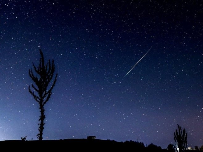 Meteorit (Foto: EPA//GEORGI LICOVSKI, ilustracija) Meteorit (Foto: EPA//GEORGI LICOVSKI, ilustracija) -