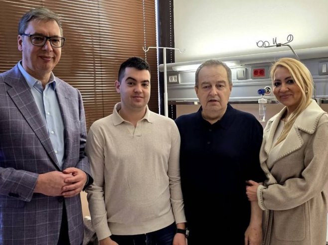 Ivica Dačić izašao iz bolnice (VIDEO)