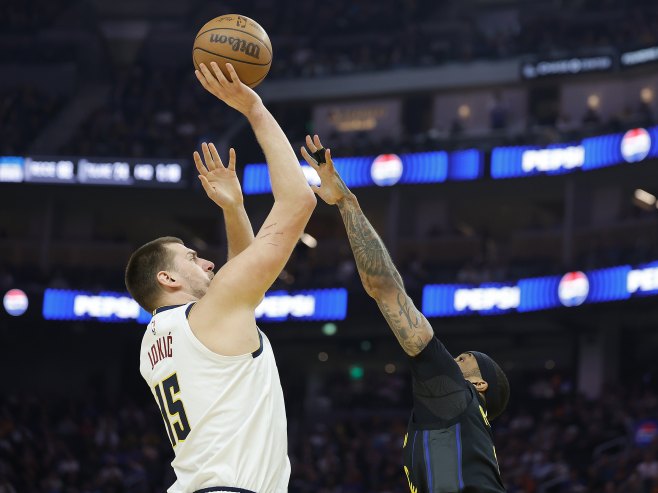 Rutinska pobjeda Denvera protiv Hjustona, Јokićev 25. tripl-dabl u sezoni (VIDEO)