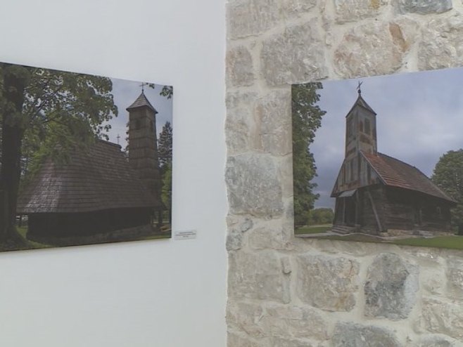 Trebinje: Izložba "Crkve brvnare u okolini Prijedora-skriveni zapisi"