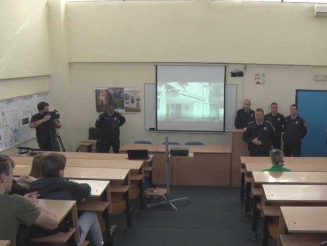 Gradiška: Predstavljen konkurs MUP-a za prijem 150 pitomaca