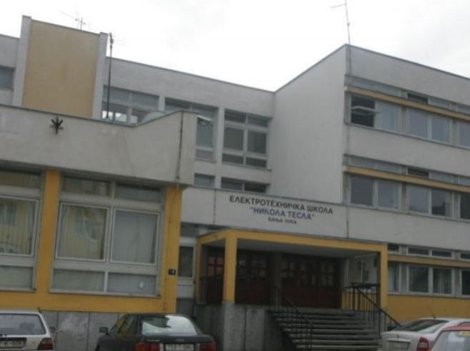 Elektro-tehnička škola Banjaluka (Foto: Fejsbuk - Elektro Tehnička Škola "Nikola Tesla" Banja Luka) - 