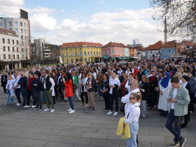 Tuzla: Posljednje upozorenje ljekara - dogovor ili štrajk