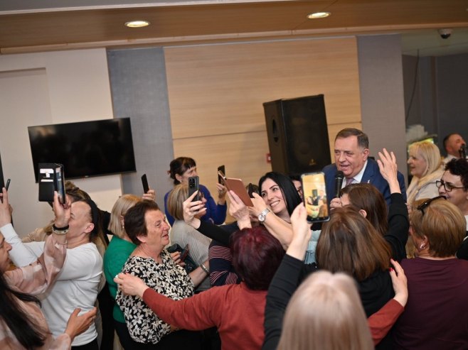 Milorad Dodik u Banji Vrućici Milorad Dodik u Banji Vrućici - Foto: Ustupljena fotografija
