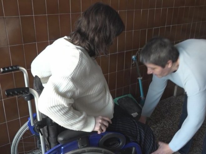 Za nastavak liječenja, djevojčici Ivani Đurašinović iz Doboja potrebna pomoć dobrih ljudi